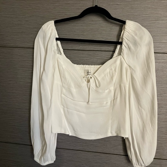 Aritzia Wilfred Novella Blouse - Picture 2 of 2
